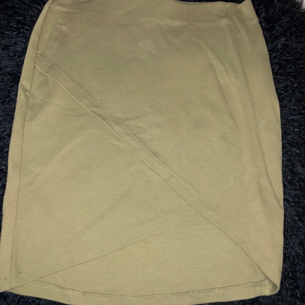 Green cotton pencil skirt